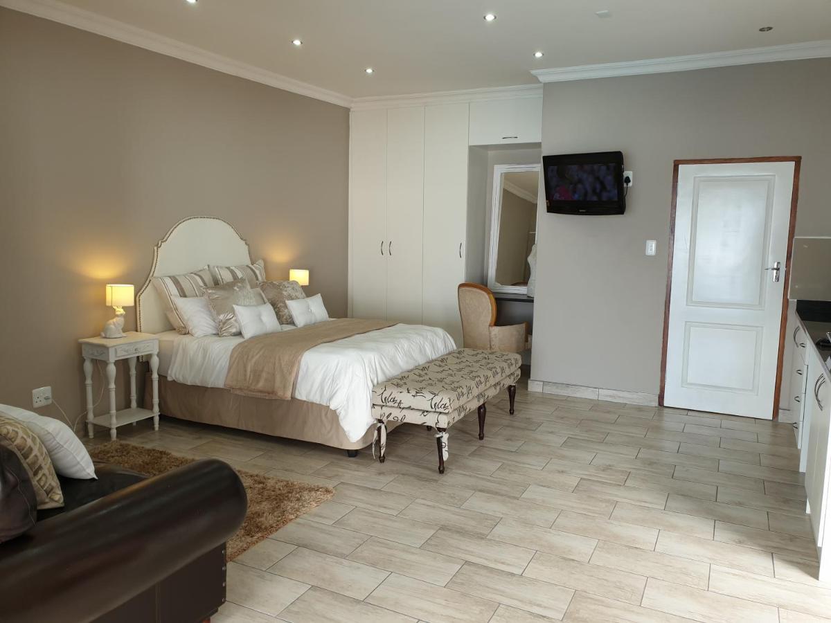 Pongola Road Self Catering Accommodation Uitenhage Extérieur photo