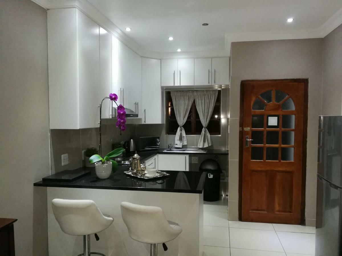 Pongola Road Self Catering Accommodation Uitenhage Extérieur photo