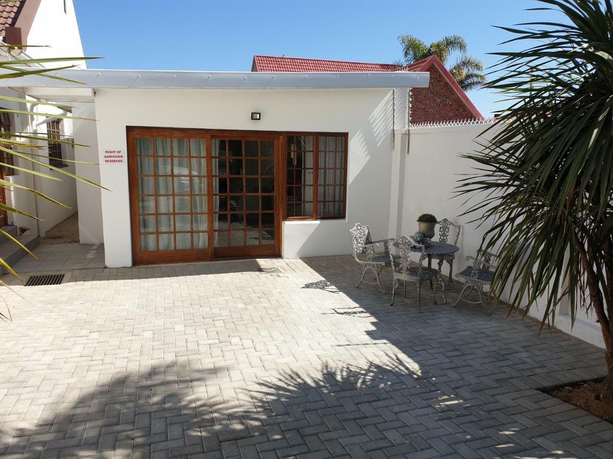 Pongola Road Self Catering Accommodation Uitenhage Extérieur photo