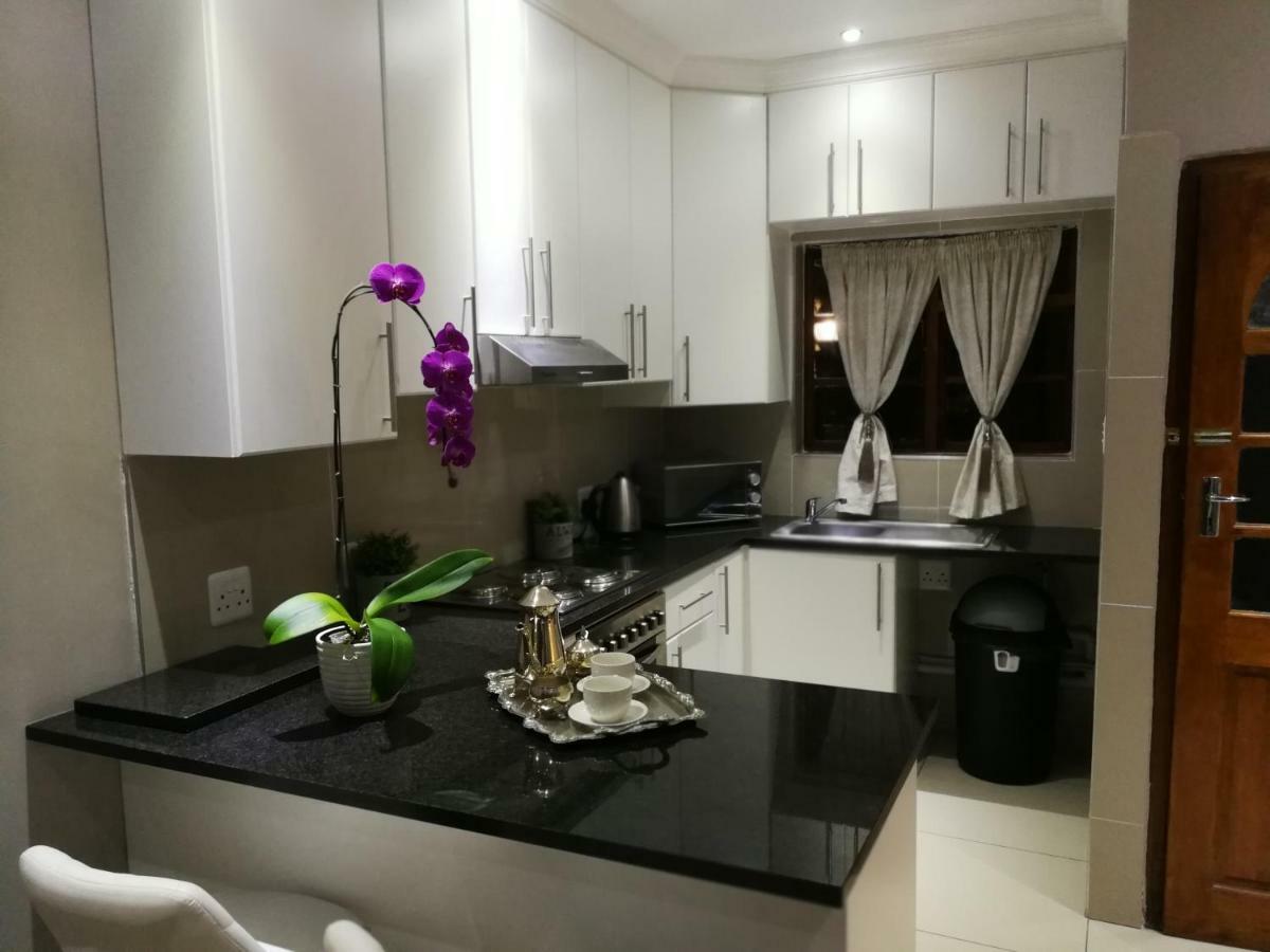 Pongola Road Self Catering Accommodation Uitenhage Extérieur photo
