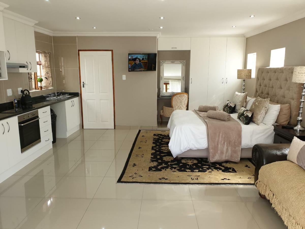 Pongola Road Self Catering Accommodation Uitenhage Extérieur photo