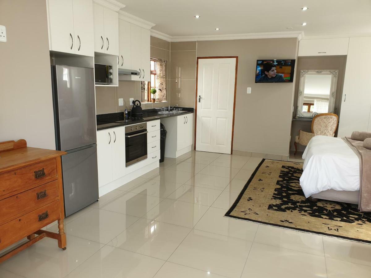 Pongola Road Self Catering Accommodation Uitenhage Extérieur photo
